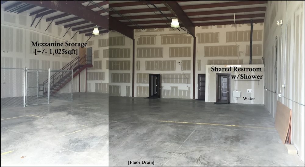 Industrial For Lease: 925 Marthas Way, Hiawatha, IA 52233